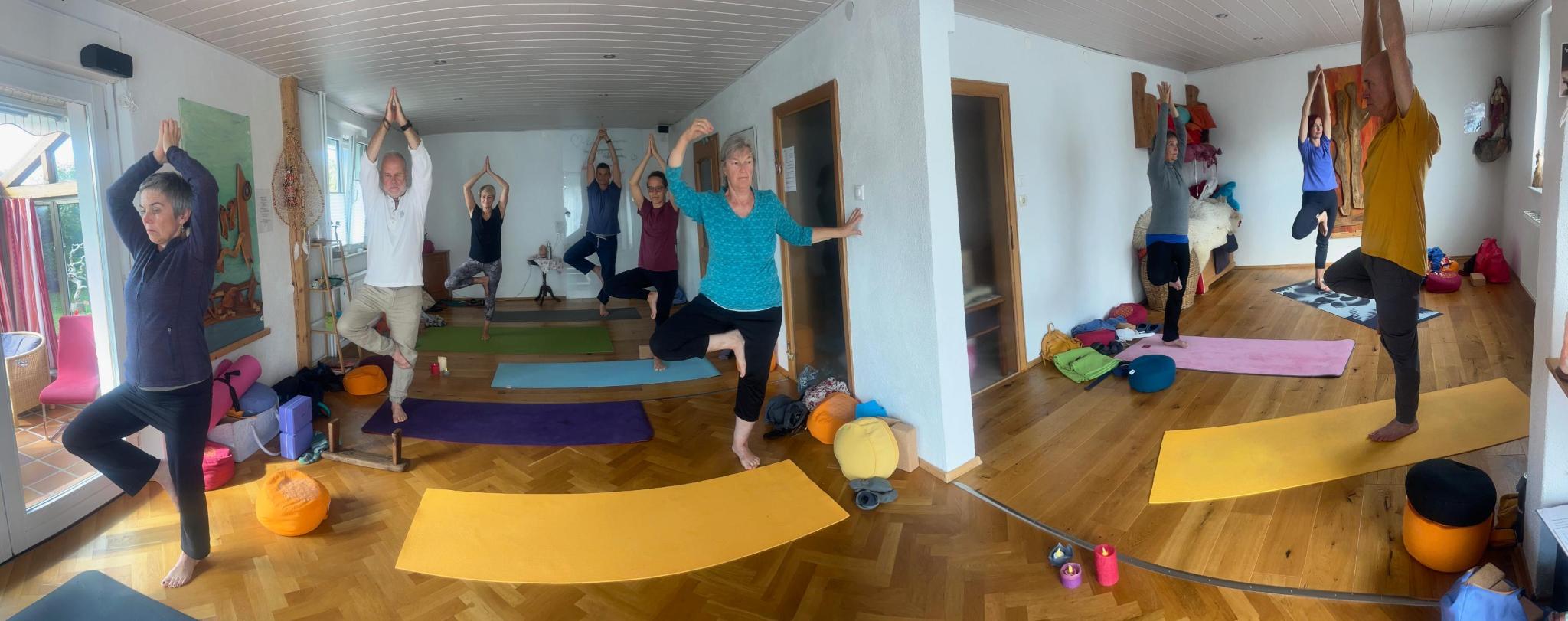 yoga hilft am see Auszeit Gruppe